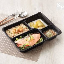 ข้าวผัดกากหมู+แซลมอนนึ่งมะนาว+กล้วยไข่บวดชี