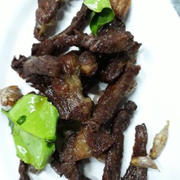 เนื้อแดดเดียวทอด