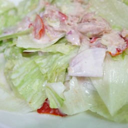 ยำสลัดทูน่า