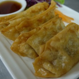 เกี๊ยวซ่าหมู