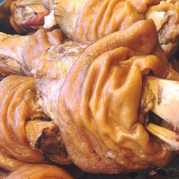 ขาหมูชุดพิเศษ