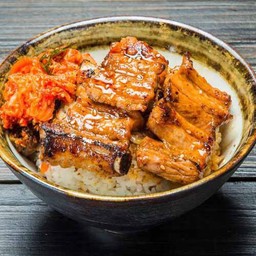 ข้าวหน้าหมูซีโครงย่าง