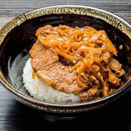 ข้ทวเนื้อผัดหอมใหญ่