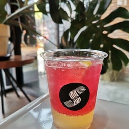 santa cafe กาญจนบุรี