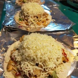 ซิกเนเจอร์  เคบับไก่ชีส