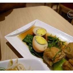 The Chicken Rice Shop NU SENTRAL