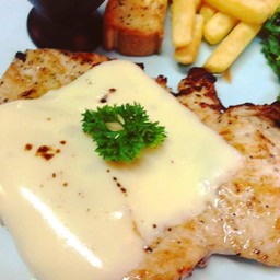 สเต็กไก่ชีส