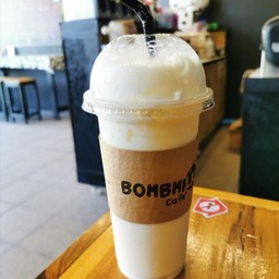 นมสดเย็นกลิ่นวนิลา