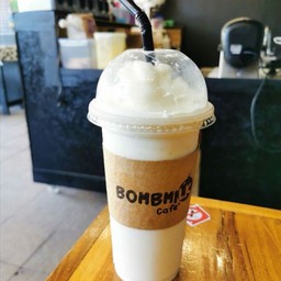 นมสดปั่นกลิ่นวนิลา