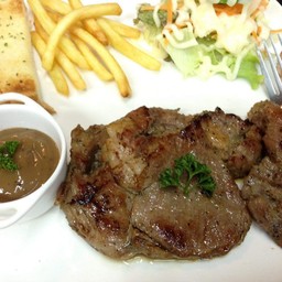 สเต็กเนื้อ