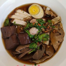 ก๋วยจั๊บน้ำข้น