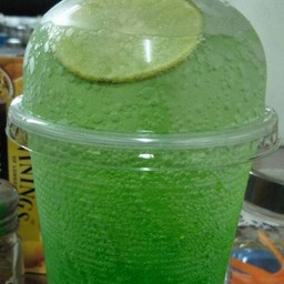 เขียวมะนาวโซดา