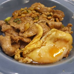 ข้าวสันคอหมูสไลด์ซอสญี่ปุ่น