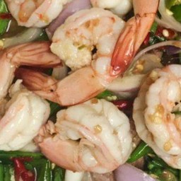 ยำกุ้งลวก