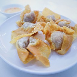 เกี๊ยวหมูทอด