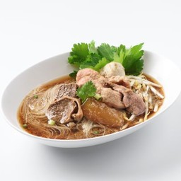 ก๋วยเตี๋ยวหมูทุกอย่าง ธรรมดา