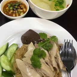 กินอร่อย ณ.สามยอด