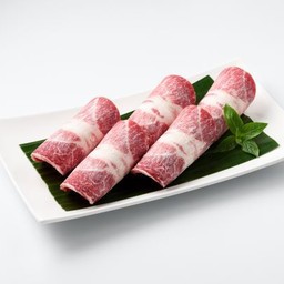 เนื้อสันไหล่ 100 กรัม อาบน้ำเนื้อ