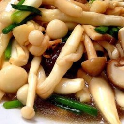 เห็ดรวมผัดน้ำมันหอย