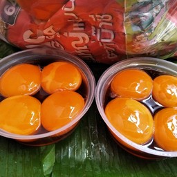 ไข่แดงดองน้ำปลา