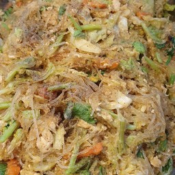 ผัดวุ้นเส้น