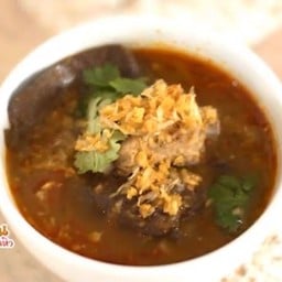 ขนมจีนน้ำเงี้ยว