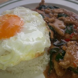 Mr.กะเพรา delivery(อยู่ในร้านผัดไทยโบราณ By นายเอี้ย)