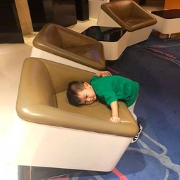 โรงแรมหอมมาก