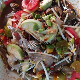 เกาเหลากุ้งสดหอยแครง