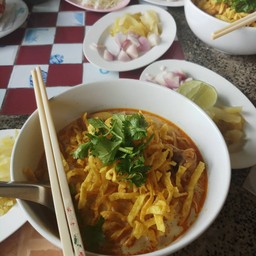 เส้น แอนด์ ซอย