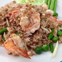 ข้าวผัดน้ำพริกกุ้งสด