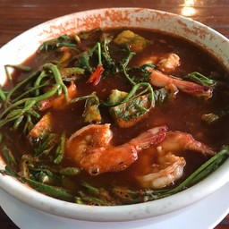 แกงส้มชะอมกุ้ง  หม้อไฟ