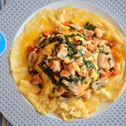 ข้าวไข่ข้นซอสกระเพรา