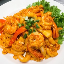 มักกะโรนีผัดซอสกุ้ง