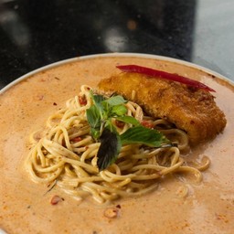 สปาเก็ตตี้พะแนงปลากะพง