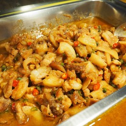 หมูผัดกะปิ