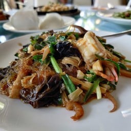 ผัดจับฉ่ายไหหลำ