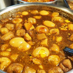 ต้มไข่พะโล้