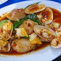 หอยลายผัดพริกเผา