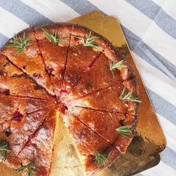  Mixed Berry Yogurt Cake 🍓🍇 เนื้อเค้กมีผลไม้ตระกูลBerry กับ Strawberry รวมมิตร