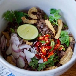 ข้าวหนำเลี้ยบหมูสับคนปรุง