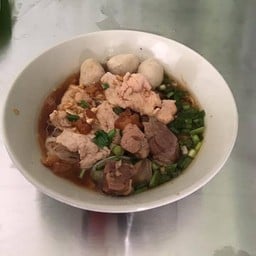 เตี๋ยวเพชรจ้า พานทอง
