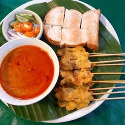 หมูสเต๊ะเจ๊หลวย
