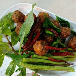 ลาบทอด