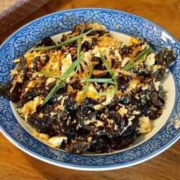 เห็ดหูหนูผัดไข่