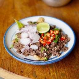 ผัดหมูสับหนำเลี้ยบคนปรุง