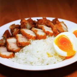 ข้าวหมูทอดร็อคเกอร์