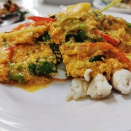 เนื้อปูผัดผงกะหรี่