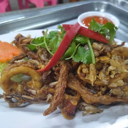 หมึกทอดกระเทียม