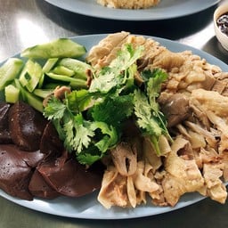 ข้าวมันไก่ โกอ๋า   สุพรรณบุรี เมือง